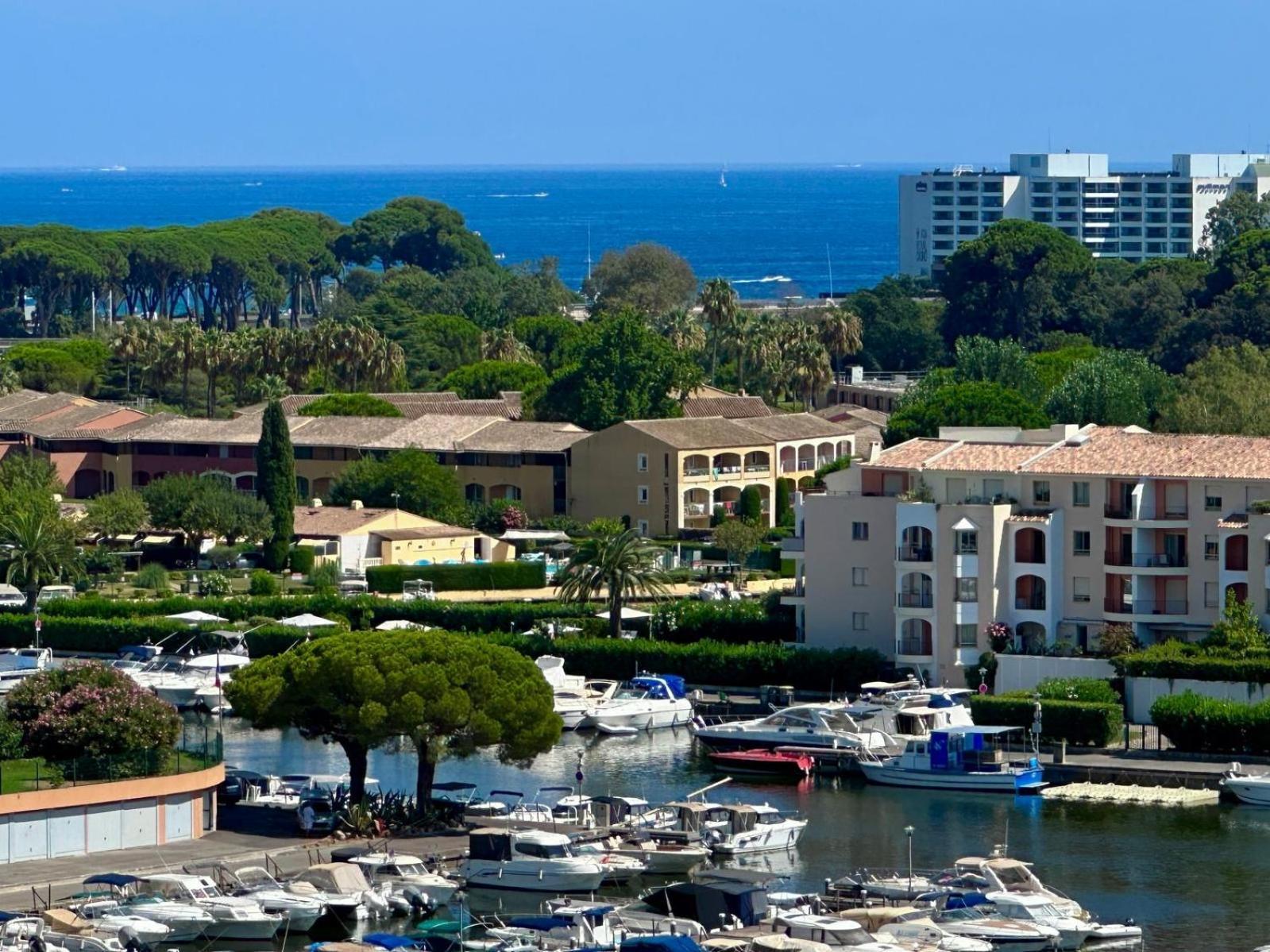 Appartement T3 De Standing Vue Mer Et Marina Mandelieu Kültér fotó