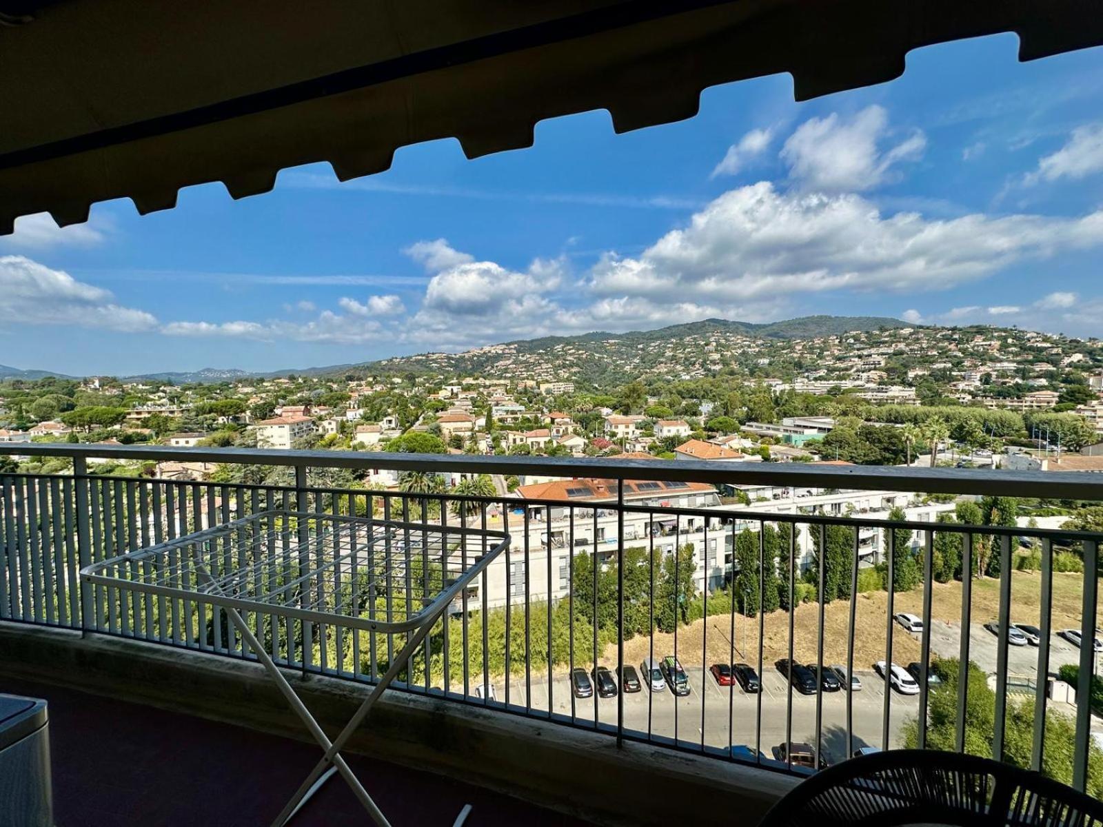 Appartement T3 De Standing Vue Mer Et Marina Mandelieu Kültér fotó